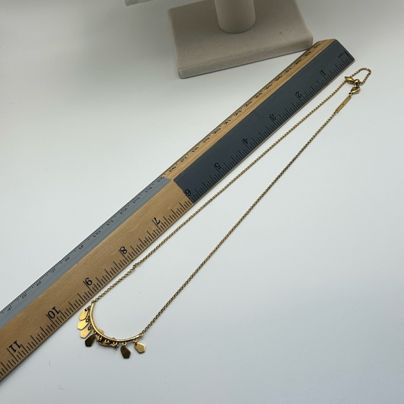 Kendra Scott Sydney Short Pendant Necklace Gold Plated 19" & Pouch - Picture 6 of 8